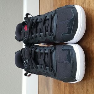 Jordan. MA2 Sneakers